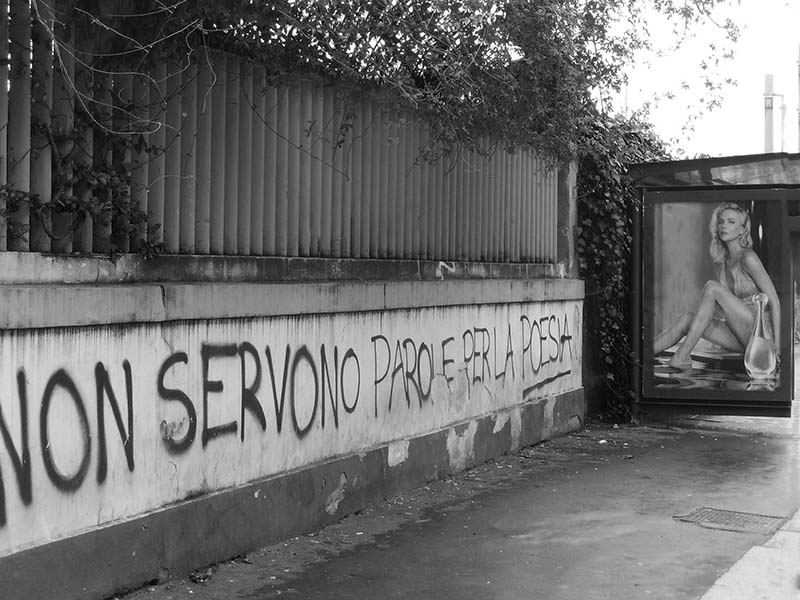 NON SERVONO PAROLE PER LA POESIA